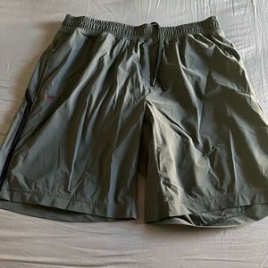 Rhone 9” Training Short w/liner